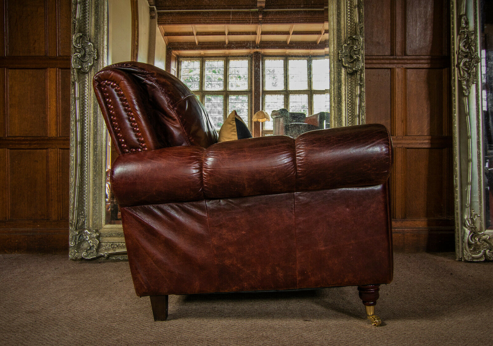F501292 VICTORIAN STYLE CONKER ANTIQUE BROWN STUD LEATHER CHESTERFIELD